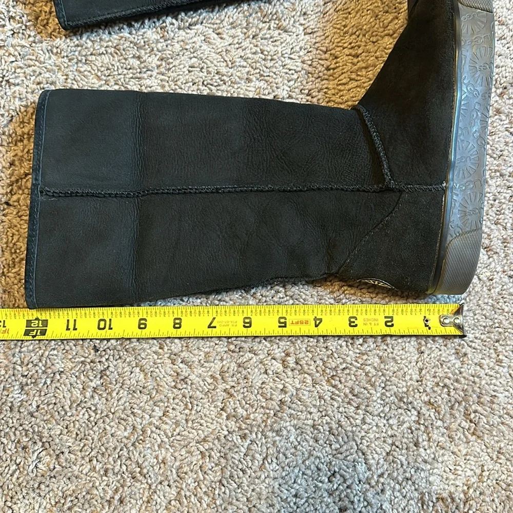 UGG Black Winter Boots with Rubber Soles And Toe cap Size 6.5 - Picture 8 of 9